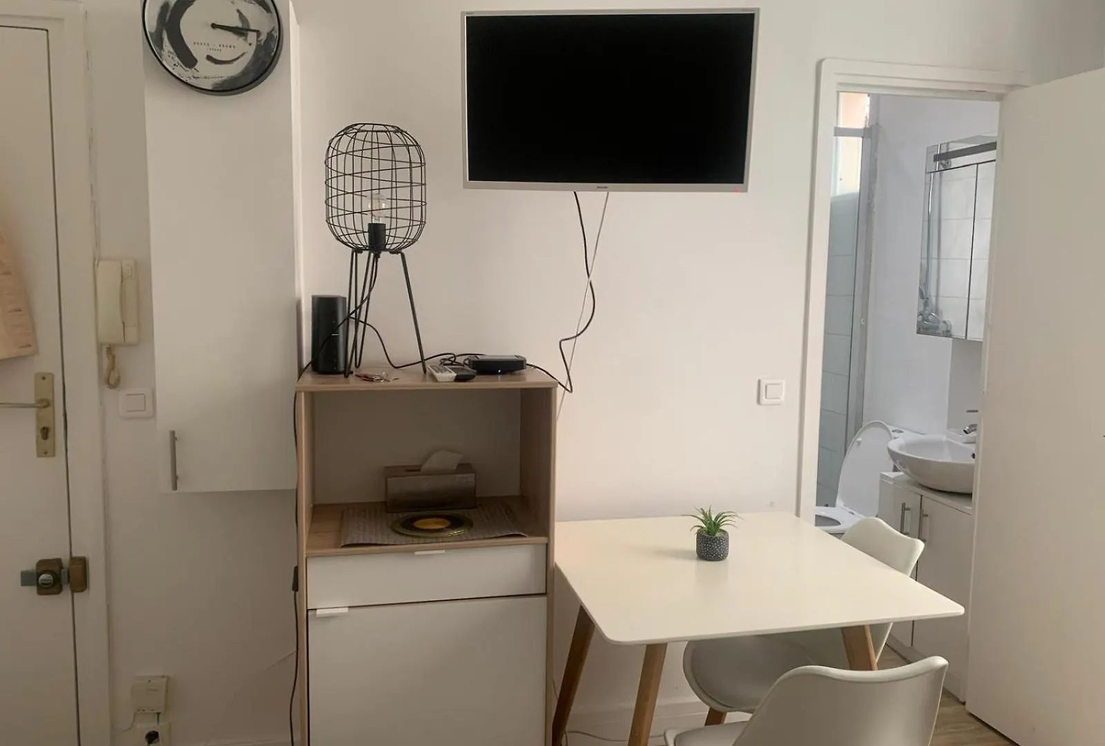 アパート Studio Confortable, Renove Et Bien Equipe Proche Austerlitz パリ フランス