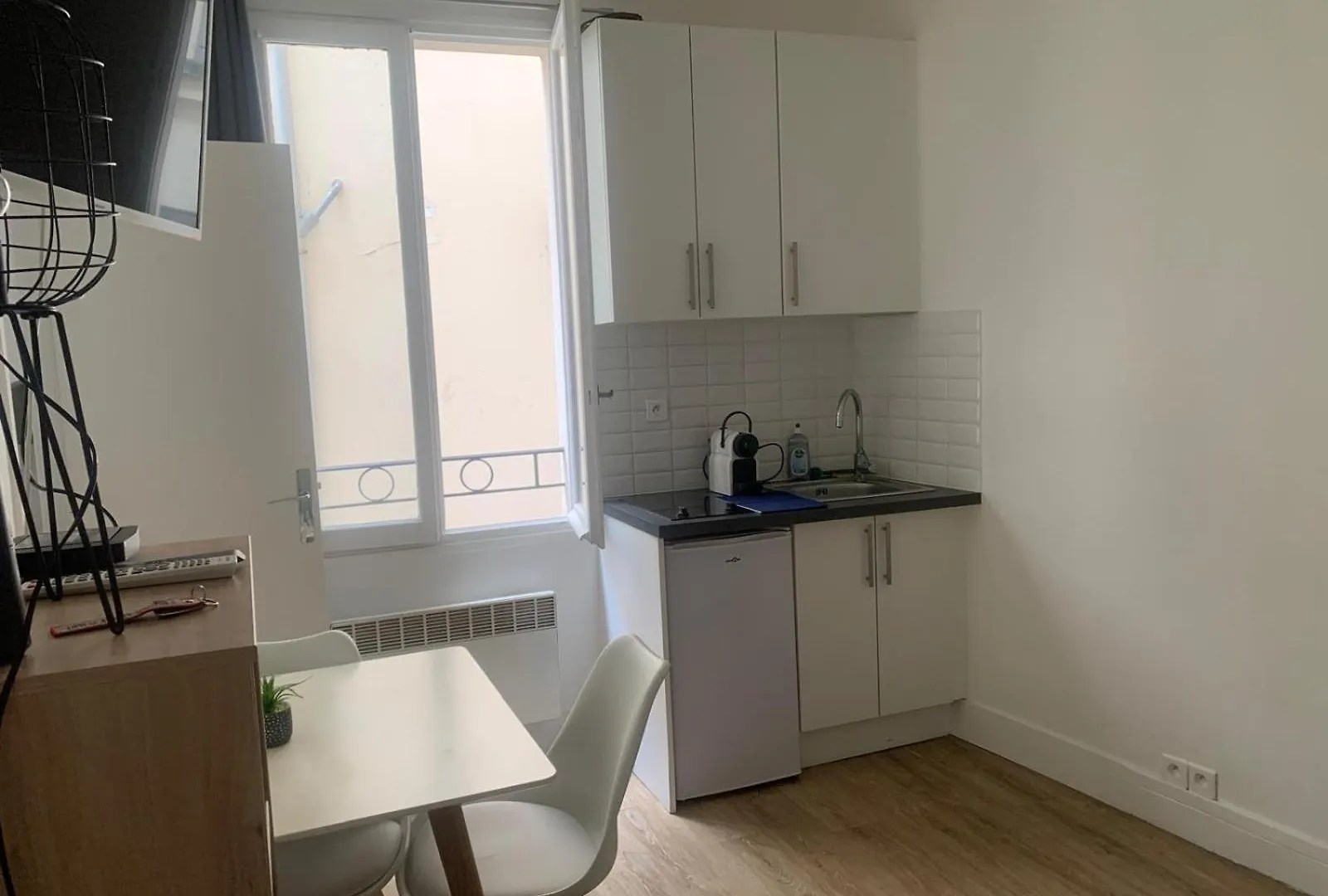 Studio Confortable, Renove Et Bien Equipe Proche Austerlitz Paris 0*,  France